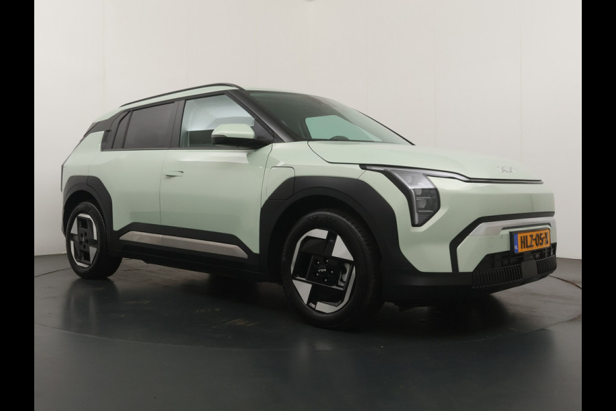Kia EV3 Plus 81.4 kWh - Adaptive Cruise- Climate Control - Stoel/Stuurverwarming - Navigatie - Apple Carplay/Android Auto - Fabrieksgarantie tot 2032