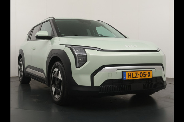 Kia EV3 Plus 81.4 kWh - Adaptive Cruise- Climate Control - Stoel/Stuurverwarming - Navigatie - Apple Carplay/Android Auto - Fabrieksgarantie tot 2032