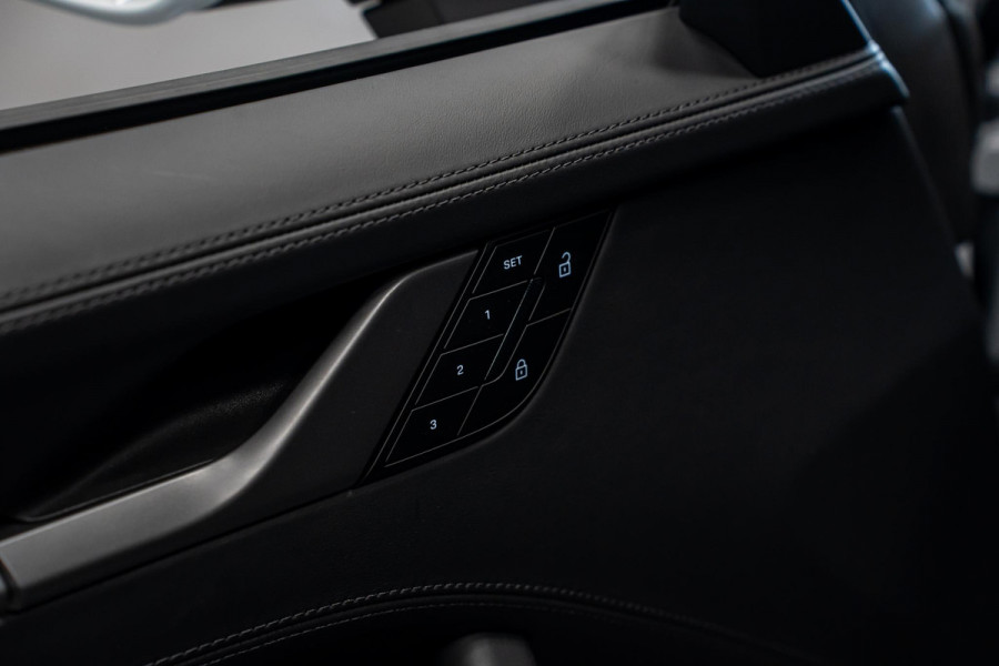 Porsche 911 Cabrio 3.0 Carrera S *FACELIFT / Sport-Design / Lift-Systeem / BOSE / Stoelventilatie / Vierwiel-Besturing / InnoDrive / Matrix-LED*