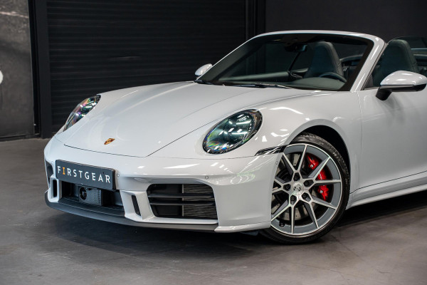 Porsche 911 Cabrio 3.0 Carrera S *FACELIFT / Sport-Design / Lift-Systeem / BOSE / Stoelventilatie / Vierwiel-Besturing / InnoDrive / Matrix-LED*