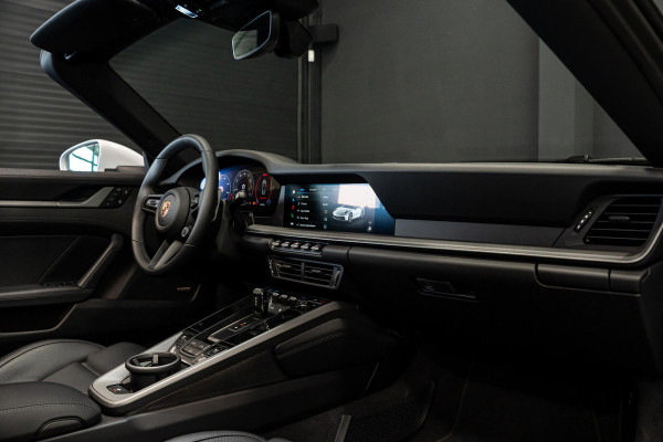 Porsche 911 Cabrio 3.0 Carrera S *FACELIFT / Sport-Design / Lift-Systeem / BOSE / Stoelventilatie / Vierwiel-Besturing / InnoDrive / Matrix-LED*