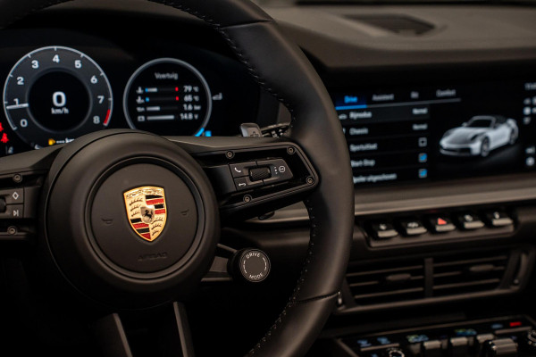 Porsche 911 Cabrio 3.0 Carrera S *FACELIFT / Sport-Design / Lift-Systeem / BOSE / Stoelventilatie / Vierwiel-Besturing / InnoDrive / Matrix-LED*