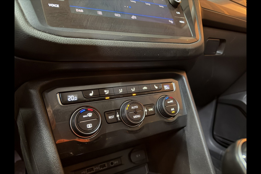 Volkswagen Tiguan Allspace 1.5 TSI ACT| Panoramadak | Camera | CarPlay | Adaptive Cruise | Dealer onderhouden