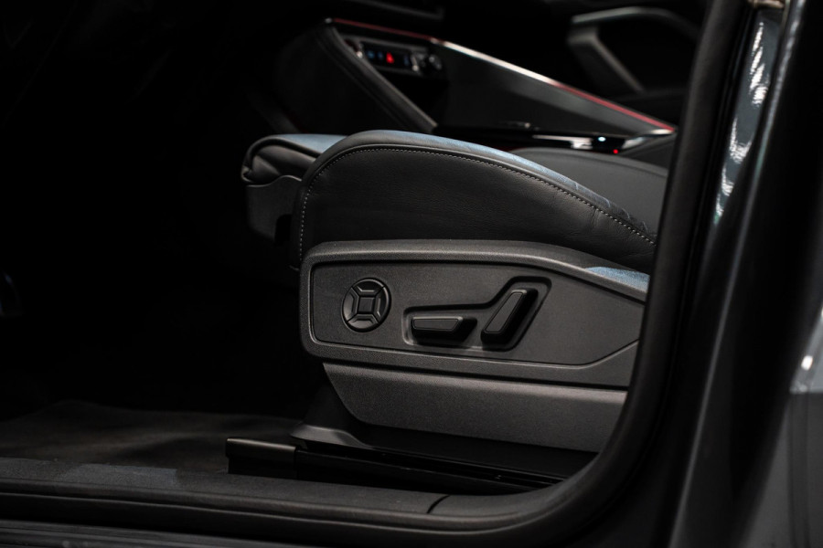 Audi Q5 2.0 TFSI e-hybrid quattro S edition *Bang & Olufsen / Luchtvering / Tech-Pro / Panorama / Passenger-Display / HUD / Akoestisch Glas*