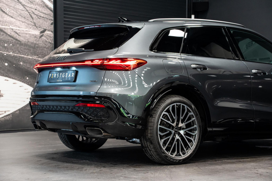 Audi Q5 2.0 TFSI e-hybrid quattro S edition *Bang & Olufsen / Luchtvering / Tech-Pro / Panorama / Passenger-Display / HUD / Akoestisch Glas*