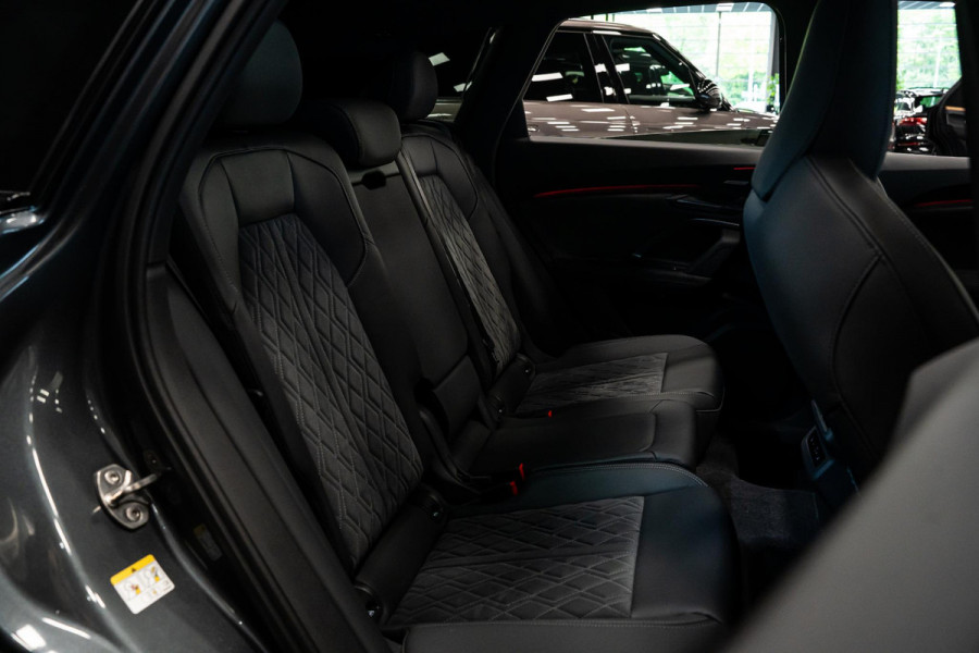 Audi Q5 2.0 TFSI e-hybrid quattro S edition *Bang & Olufsen / Luchtvering / Tech-Pro / Panorama / Passenger-Display / HUD / Akoestisch Glas*