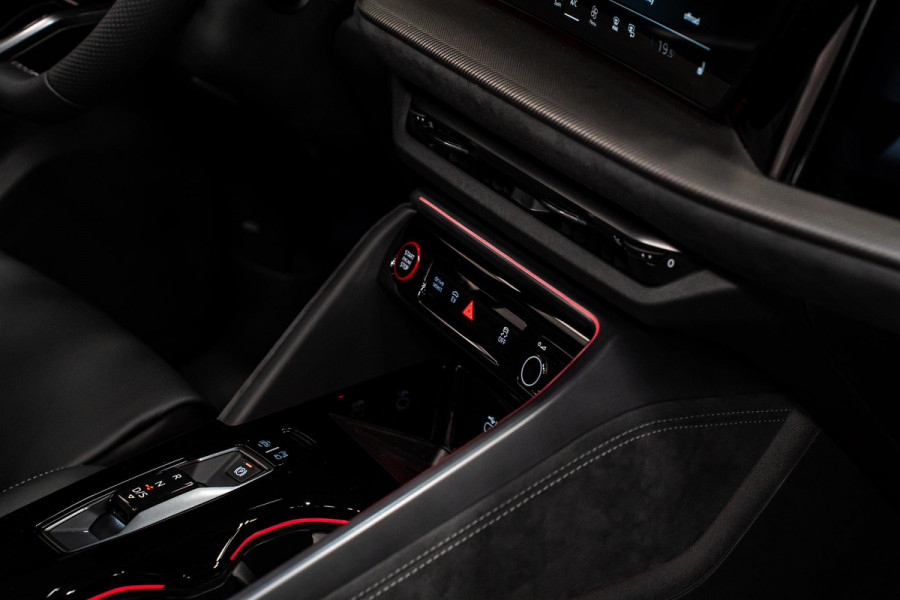 Audi Q5 2.0 TFSI e-hybrid quattro S edition *Bang & Olufsen / Luchtvering / Tech-Pro / Panorama / Passenger-Display / HUD / Akoestisch Glas*