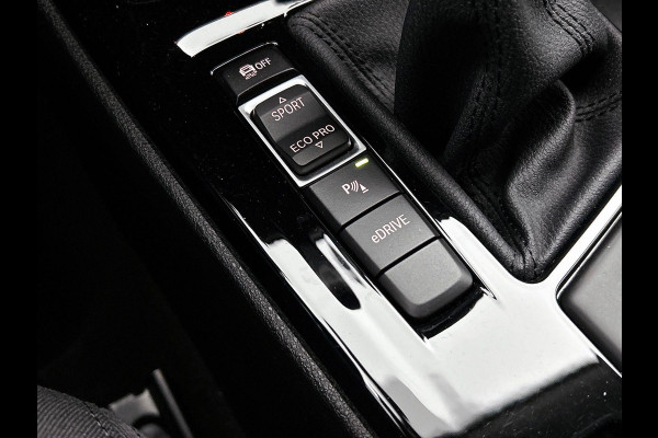 BMW X2 xDrive25e Exe. Plug-In Hybrid CAMERA | EL. BED. ACHTERKLEP | PRIVACY-GLASS