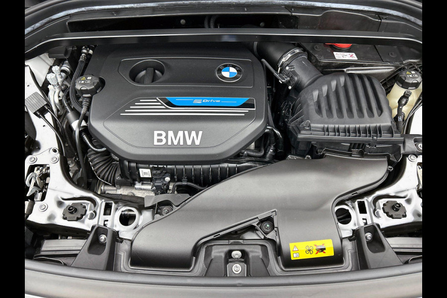 BMW X2 xDrive25e Exe. Plug-In Hybrid CAMERA | EL. BED. ACHTERKLEP | PRIVACY-GLASS