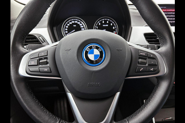 BMW X2 xDrive25e Exe. Plug-In Hybrid CAMERA | EL. BED. ACHTERKLEP | PRIVACY-GLASS