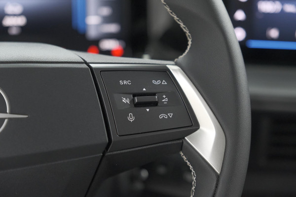 Opel Frontera Electric GS 44 kWh | 96,1% SOH 11 KW Laadfunctie | Camera | Dodehoekdetectie | Apple Carplay