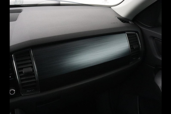 Škoda Kodiaq 1.5 TSI Style 7-Persoons | Stoelverwarming | Trekhaak | Adaptive cruise | Virtual Cockpit | Carplay | Camera | Navigatie | Keyless | Full LED | Climate control | Parkeerhulp