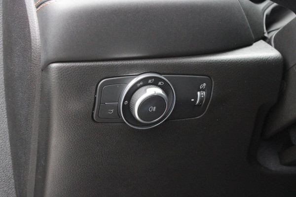Alfa Romeo Tonale 1.5T Hybrid 160PK VELOCE | PREMIUM PACK: LEDEREN BEKLEDING/GEVENTILEERDE VOORSTOELEN/4-VOUDIG ELEKTRISCH VERSTELBARE LENDESTEUN VOORSTOELEN/ELEKTRISCH BEDIENBARE /HOOGGLANS ZWARTE RAAMOMLIJSTING/AMBIENT LIGHTING | TECHNOLOGY PACK: PARKEERWAARSCHUWING VOOR EN ACHTER/360° CAMERA/AUTOMATISCH INPARKEREN/ AUTONOMOUS DRIVING LEVEL 2: ADAPTIVE CRUISE CONTROL/LANE CENTERING ASSIST/TRAFFIC JAM ASSIST DODEHOEK DETECTIE AUTOMATISCH DIMMENDE BUITENSPIEGELS ELEKTRISCH BEDIENBARE ACHTERKLEP | WINTERPACK: STOELVERWARMING VOOR/STUURVERWARMING/VERWARMBARE RUITENSPROEIERS | 19" LICHTMET
