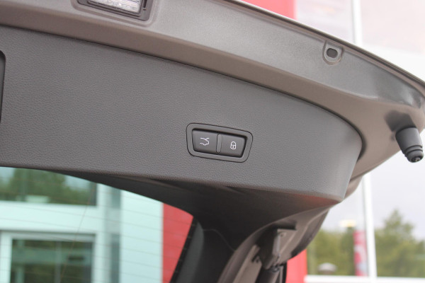 Alfa Romeo Tonale 1.5T Hybrid 160PK VELOCE | PREMIUM PACK: LEDEREN BEKLEDING/GEVENTILEERDE VOORSTOELEN/4-VOUDIG ELEKTRISCH VERSTELBARE LENDESTEUN VOORSTOELEN/ELEKTRISCH BEDIENBARE /HOOGGLANS ZWARTE RAAMOMLIJSTING/AMBIENT LIGHTING | TECHNOLOGY PACK: PARKEERWAARSCHUWING VOOR EN ACHTER/360° CAMERA/AUTOMATISCH INPARKEREN/ AUTONOMOUS DRIVING LEVEL 2: ADAPTIVE CRUISE CONTROL/LANE CENTERING ASSIST/TRAFFIC JAM ASSIST DODEHOEK DETECTIE AUTOMATISCH DIMMENDE BUITENSPIEGELS ELEKTRISCH BEDIENBARE ACHTERKLEP | WINTERPACK: STOELVERWARMING VOOR/STUURVERWARMING/VERWARMBARE RUITENSPROEIERS | 19" LICHTMET