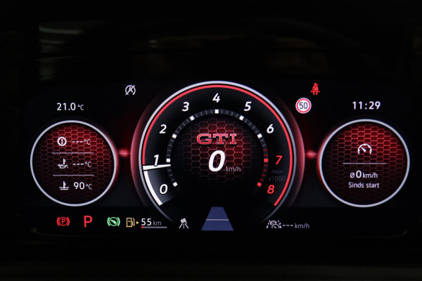 Volkswagen Golf 2.0 TSI GTI CLUBSPORT BLACKSTYLE/PANO/HEDUP/HK/CARPLAY/BLIDSOIT/VOL