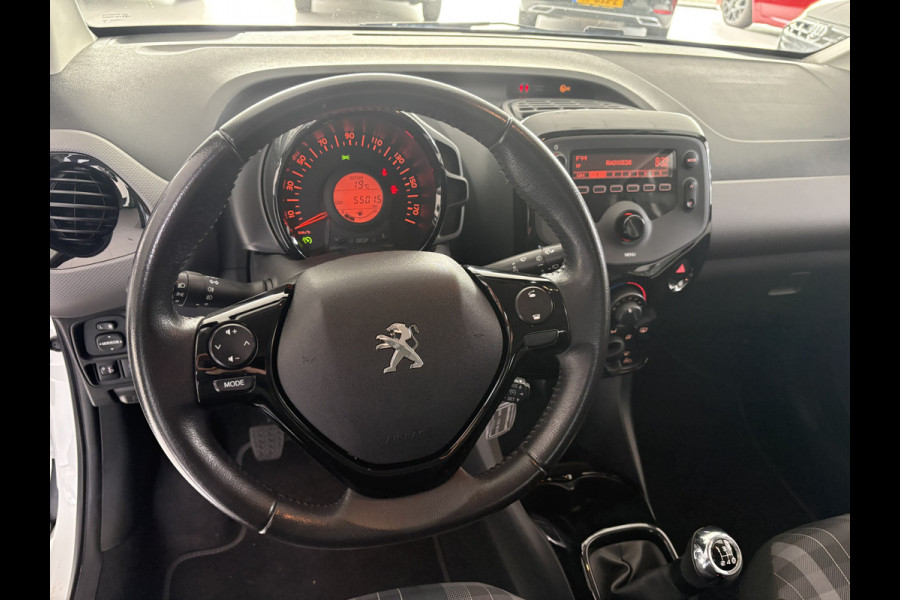 Peugeot 108 1.0 e-VTi Access Airco - Cruise control - Radio - Led verlichting - USB-aansluiting - Start/stop systeem - Achterbank neerklapbaar