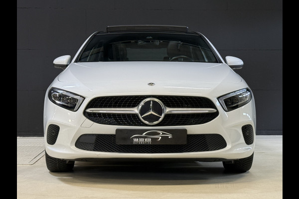 Mercedes-Benz A-Klasse 250 e Business Solution Luxury Limited | Panoramadak | Keyless | Apple Carplay