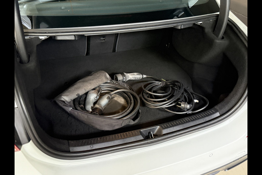 Mercedes-Benz A-Klasse 250 e Business Solution Luxury Limited | Panoramadak | Keyless | Apple Carplay