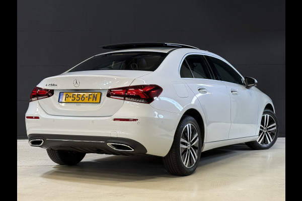 Mercedes-Benz A-Klasse 250 e Business Solution Luxury Limited | Panoramadak | Keyless | Apple Carplay