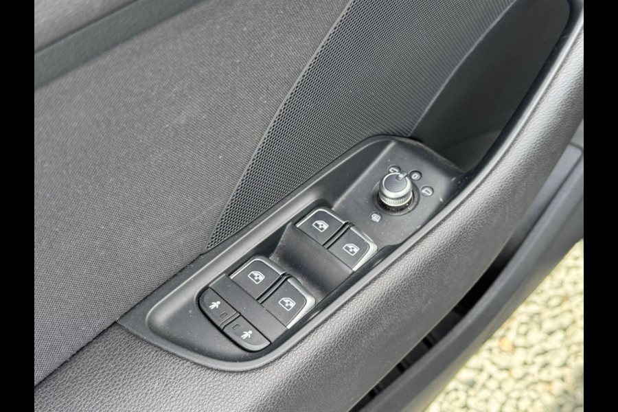 Audi A3 Sportback 30 TFSI 115PK S-TRONIC AUT. SPORT EDITION NAVI/CRUISE/BLUETOOTH/LED