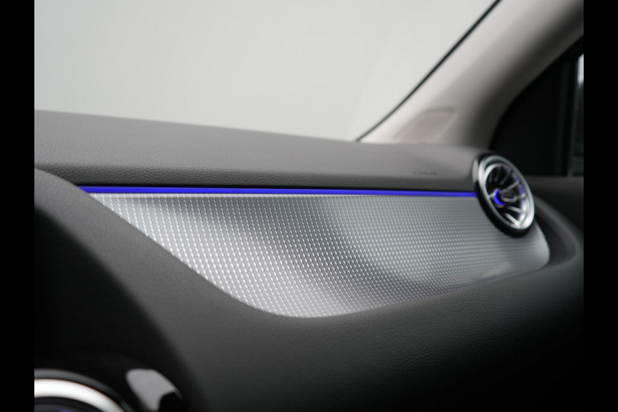 Mercedes-Benz GLA 250 e Business Line PHEV 218pk Dealer O.H. | Trekhaak Af Fabriek | Camera | Sportstoelen Verwarmd | Sfeerverlichting | Apple Carplay | Navigatie | DAB | Virtual | 18"L.M | Plug In Hybrid |