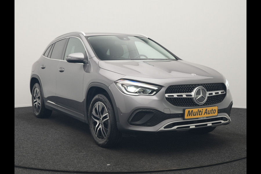 Mercedes-Benz GLA 250 e Business Line PHEV 218pk Dealer O.H. | Trekhaak Af Fabriek | Camera | Sportstoelen Verwarmd | Sfeerverlichting | Apple Carplay | Navigatie | DAB | Virtual | 18"L.M | Plug In Hybrid |