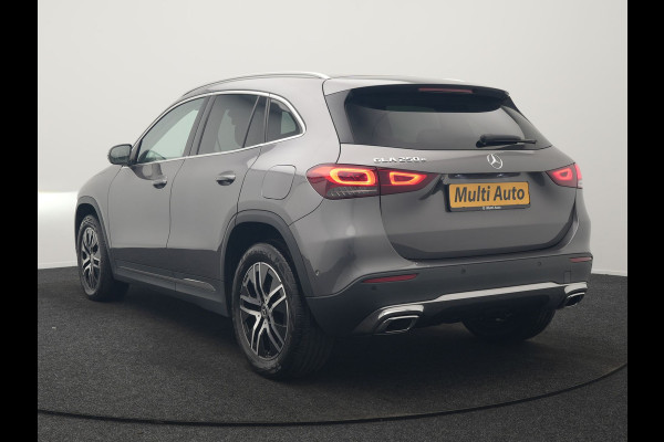 Mercedes-Benz GLA 250 e Business Line PHEV 218pk Dealer O.H. | Trekhaak Af Fabriek | Camera | Sportstoelen Verwarmd | Sfeerverlichting | Apple Carplay | Navigatie | DAB | Virtual | 18"L.M | Plug In Hybrid |