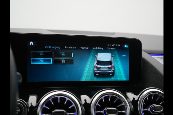 Mercedes-Benz GLA 250 e Business Line PHEV 218pk Dealer O.H. | Trekhaak Af Fabriek | Camera | Sportstoelen Verwarmd | Sfeerverlichting | Apple Carplay | Navigatie | DAB | Virtual | 18"L.M | Plug In Hybrid |