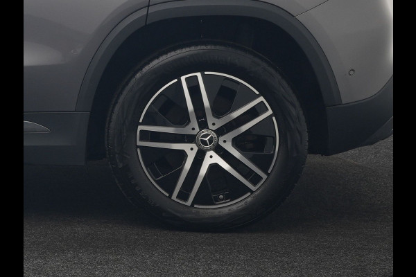 Mercedes-Benz GLA 250 e Business Line PHEV 218pk Dealer O.H. | Trekhaak Af Fabriek | Camera | Sportstoelen Verwarmd | Sfeerverlichting | Apple Carplay | Navigatie | DAB | Virtual | 18"L.M | Plug In Hybrid |