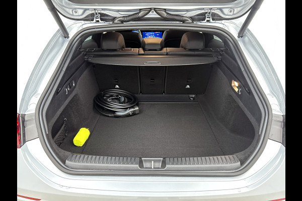 Mercedes-Benz CLA-Klasse Shooting Brake 250+ Business Solution 85 kWh | Nightpakket | Winterpakket | Massagefunctie | Smartphone integratie | Vast panoramadak | Sierdelen in geanodiseerd antraciet | URBAN GUARD |