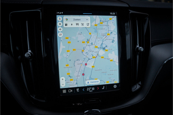 Volvo XC60 T6 Recharge Ultimate Black Edition ** Leer ** B&W ** Four-C luchtvering ** Trekhaak