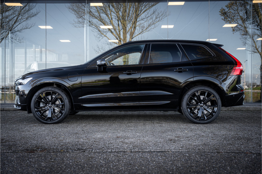 Volvo XC60 T6 Recharge Ultimate Black Edition ** Leer ** B&W ** Four-C luchtvering ** Trekhaak