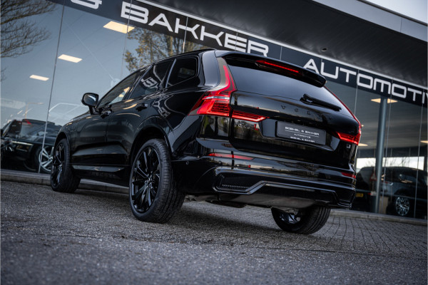 Volvo XC60 T6 Recharge Ultimate Black Edition ** Leer ** B&W ** Four-C luchtvering ** Trekhaak