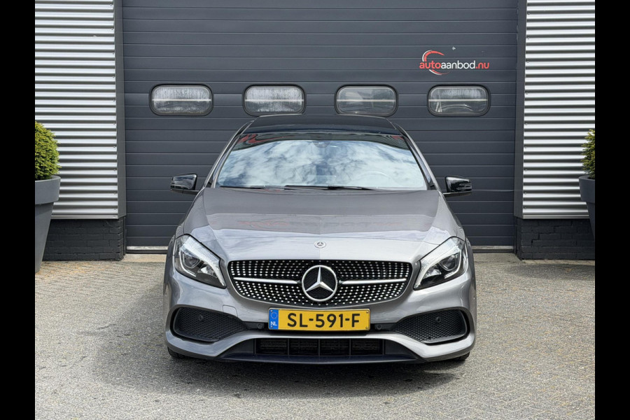 Mercedes-Benz A-Klasse 160 AMG | Panoramadak | Camera | Navigatie | 18 Inch Lichtmetalen Velgen |