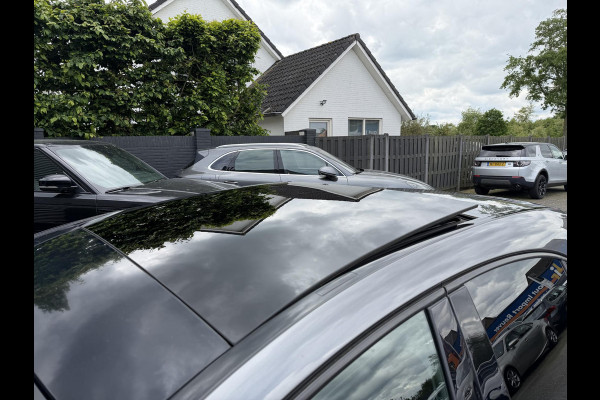 Mercedes-Benz A-Klasse 160 AMG | Panoramadak | Camera | Navigatie | 18 Inch Lichtmetalen Velgen |