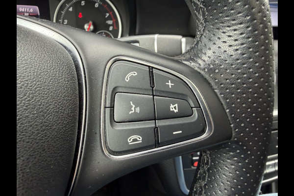 Mercedes-Benz A-Klasse 160 AMG | Panoramadak | Camera | Navigatie | 18 Inch Lichtmetalen Velgen |