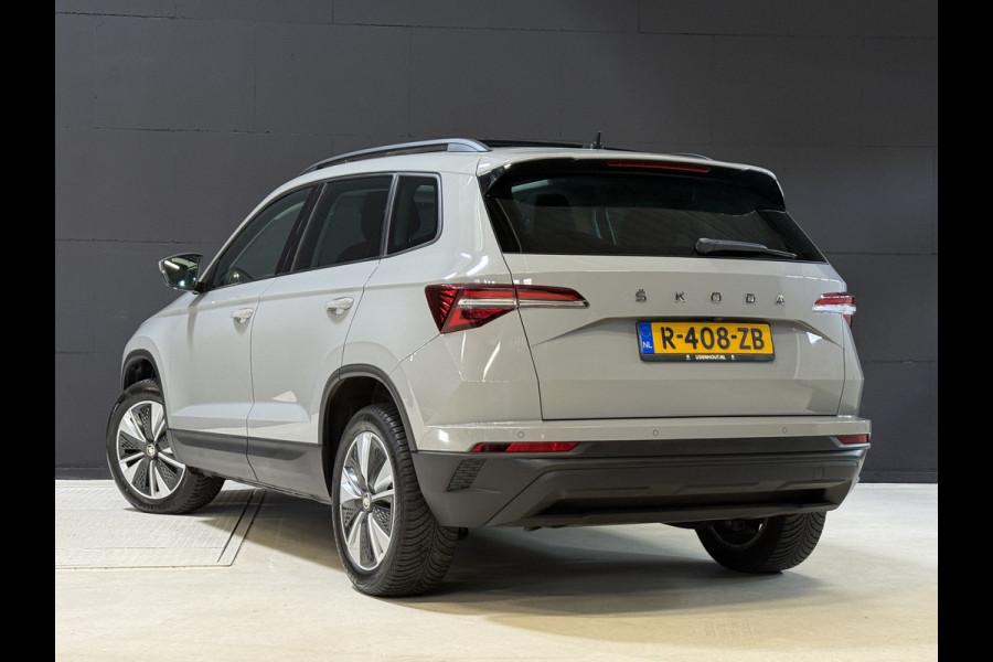 Škoda Karoq 1.5 TSI ACT Business Edition Plus | Panoramadak | Camera | Adaptive cruise | Stoelverwarming | Full LED | NL auto | Dealer onderhouden