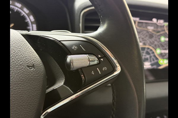 Škoda Karoq 1.5 TSI ACT Business Edition Plus | Panoramadak | Camera | Adaptive cruise | Stoelverwarming | Full LED | NL auto | Dealer onderhouden