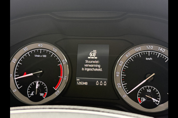 Škoda Karoq 1.5 TSI ACT Business Edition Plus | Panoramadak | Camera | Adaptive cruise | Stoelverwarming | Full LED | NL auto | Dealer onderhouden