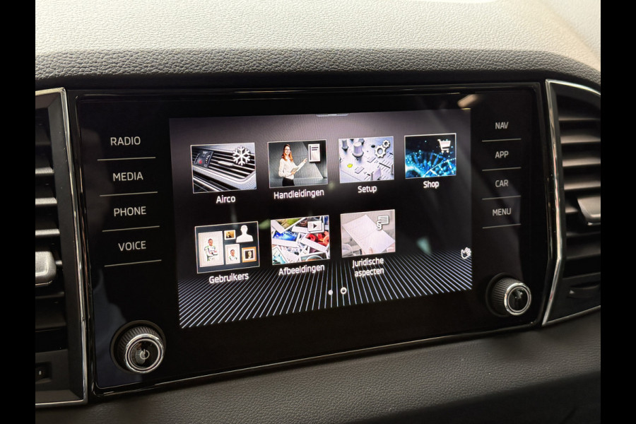 Škoda Karoq 1.5 TSI ACT Business Edition Plus | Panoramadak | Camera | Adaptive cruise | Stoelverwarming | Full LED | NL auto | Dealer onderhouden