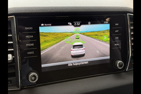 Škoda Karoq 1.5 TSI ACT Business Edition Plus | Panoramadak | Camera | Adaptive cruise | Stoelverwarming | Full LED | NL auto | Dealer onderhouden
