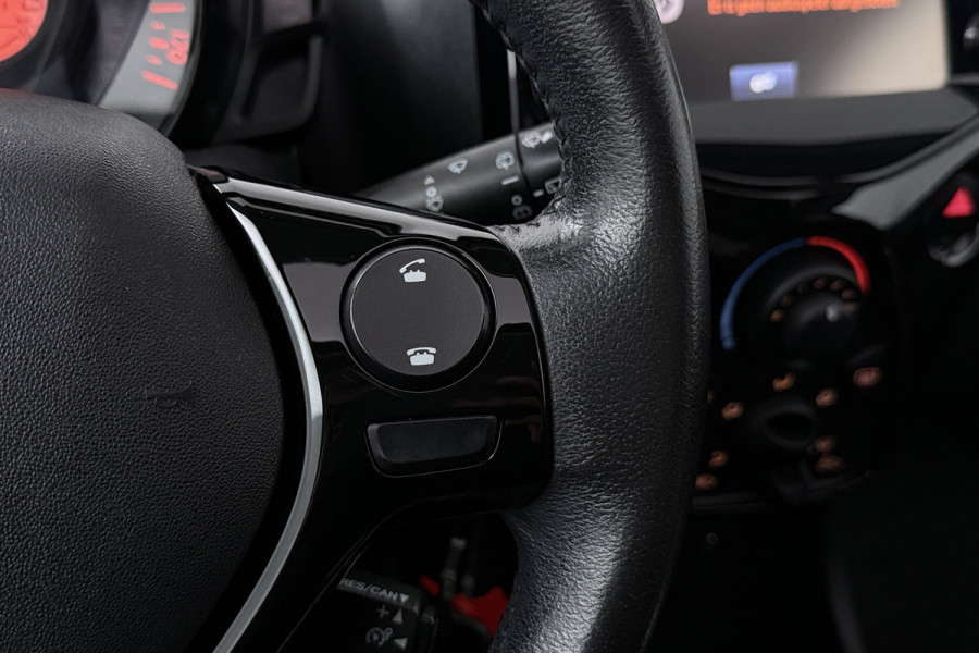Peugeot 108 1.2 Puretech GT-Line Cabrio (CRUISE, CARPLAY NAVIGATIE, LED, LM VELGEN)