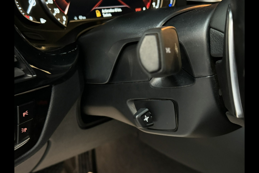 BMW 5 Serie Touring 520i Sport Line | Pano | Memory Stoelen | Stoelventilatie | Camera | Elek Achterklep | Dealer onderhouden