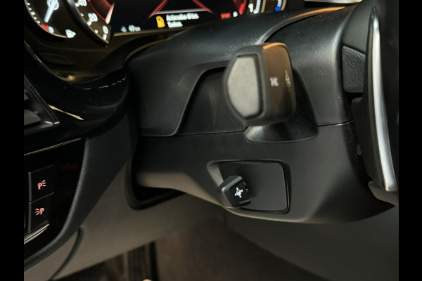 BMW 5 Serie Touring 520i Sport Line | Pano | Memory Stoelen | Stoelventilatie | Camera | Elek Achterklep | Dealer onderhouden