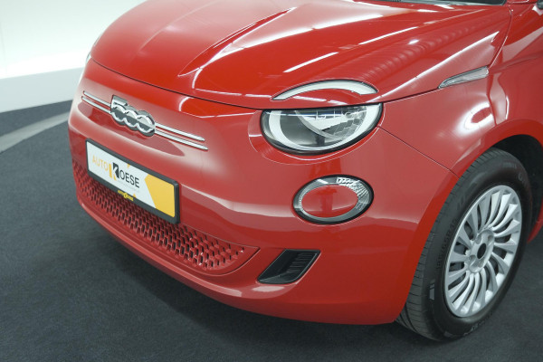 Fiat 500 Urban 42 kWh | SOH 97,9% | 3 Fase | Camera | Apple Carplay | Keyless start