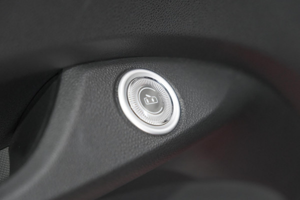 Fiat 500 Urban 42 kWh | SOH 97,9% | 3 Fase | Camera | Apple Carplay | Keyless start