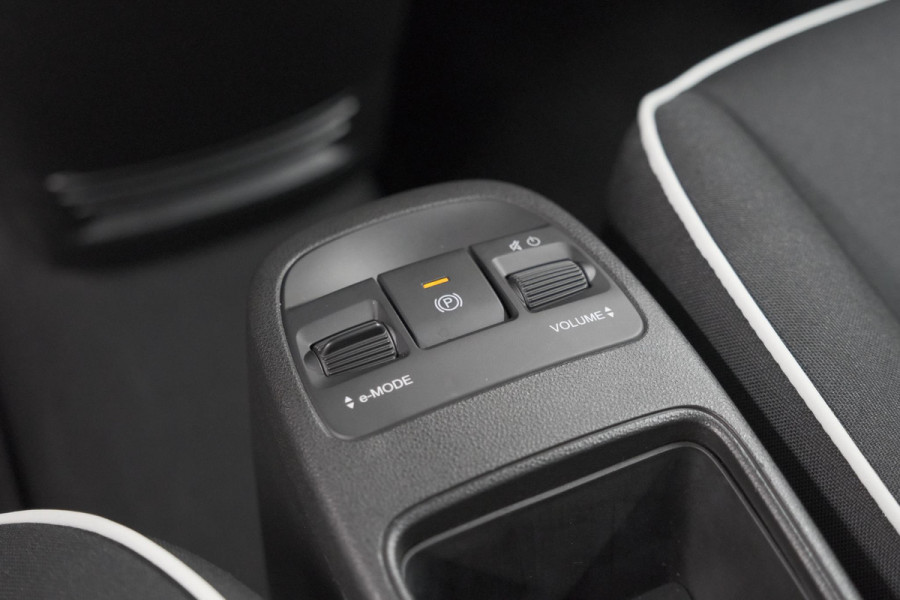 Fiat 500 Urban 42 kWh | SOH 97,9% | 3 Fase | Camera | Apple Carplay | Keyless start