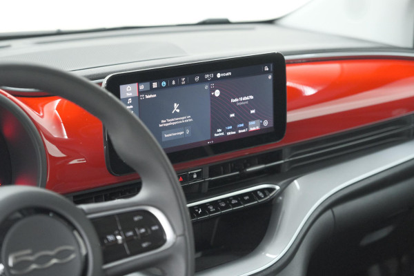 Fiat 500 Urban 42 kWh | SOH 97,9% | 3 Fase | Camera | Apple Carplay | Keyless start