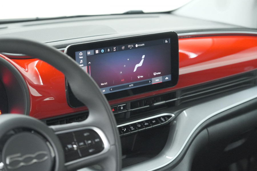 Fiat 500 Urban 42 kWh | SOH 97,9% | 3 Fase | Camera | Apple Carplay | Keyless start
