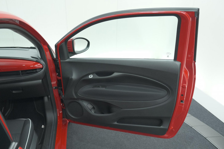 Fiat 500 Urban 42 kWh | SOH 97,9% | 3 Fase | Camera | Apple Carplay | Keyless start